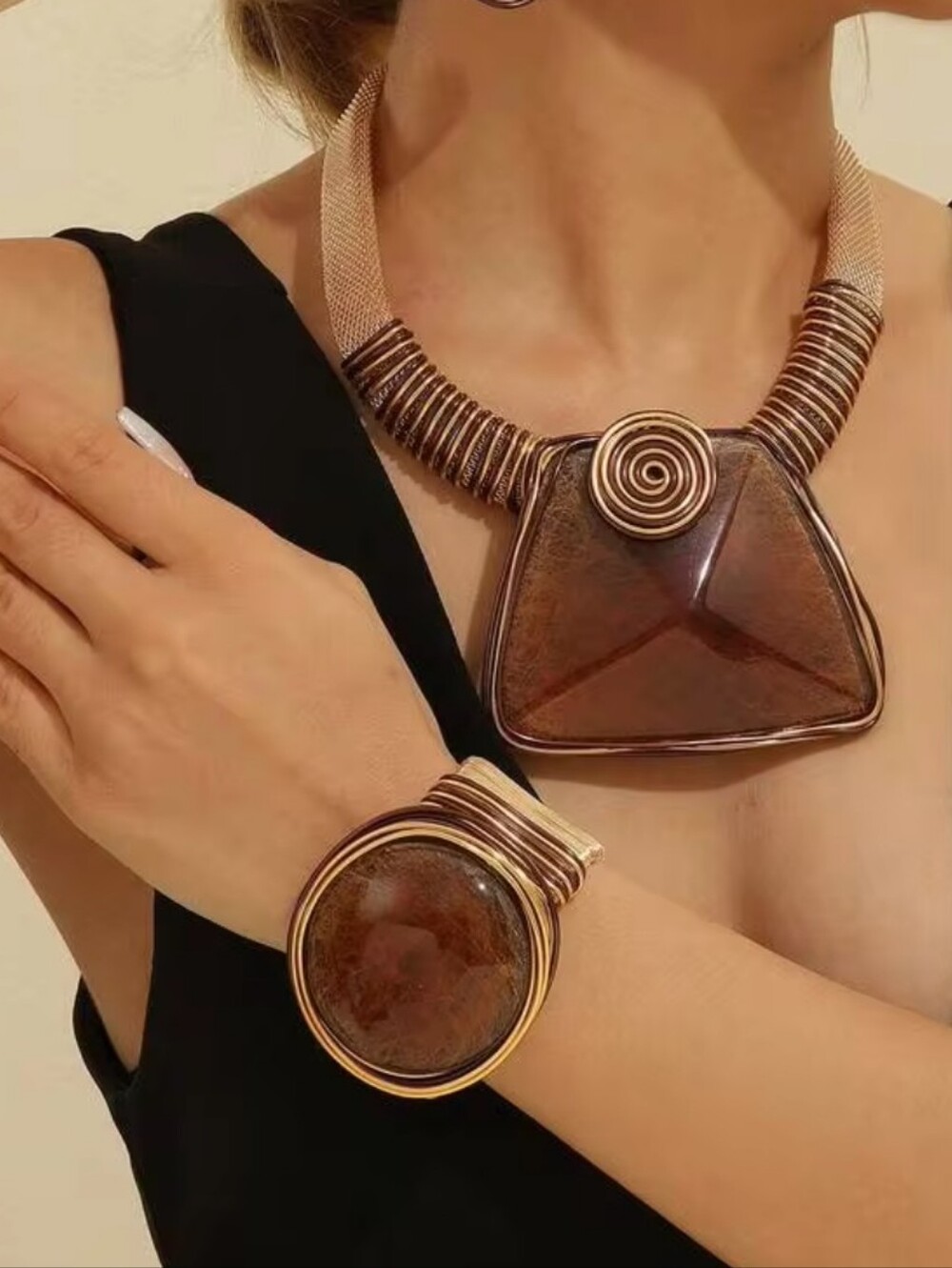 Statement Brown Resin Necklace & Bracelet Set 🤎😮‍💨🔥